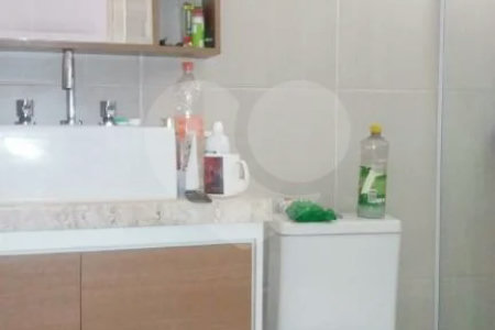 Lindo Sobrado em Condomínio