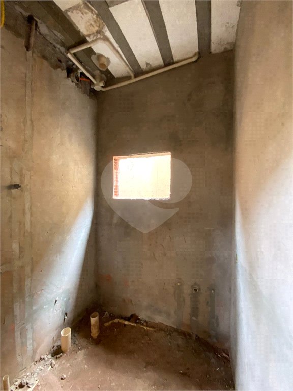 Casa térrea na Vila São José.