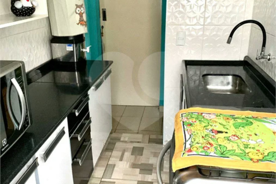 LINDO APARTAMENTO COM 02 DORMITÓRIOS.