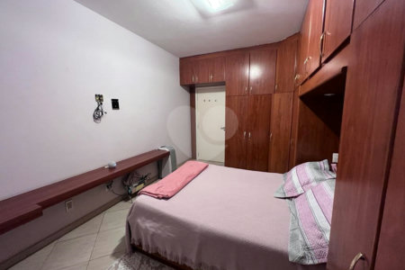 Casa á venda - Saúde