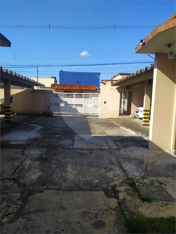 Casa à venda com 2 quartos no condomínio Világio Vitória, Mogi das Cruzes - SP