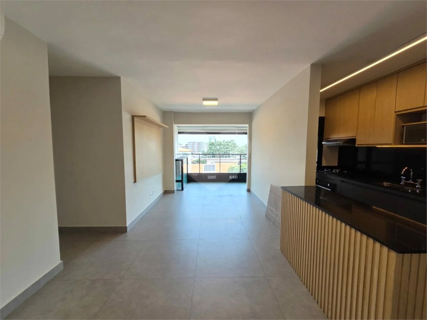 Apartamento à venda ou para alugar com 2 quartos, sendo 1 suíte,  em Planalto Paulista, São Paulo, SP