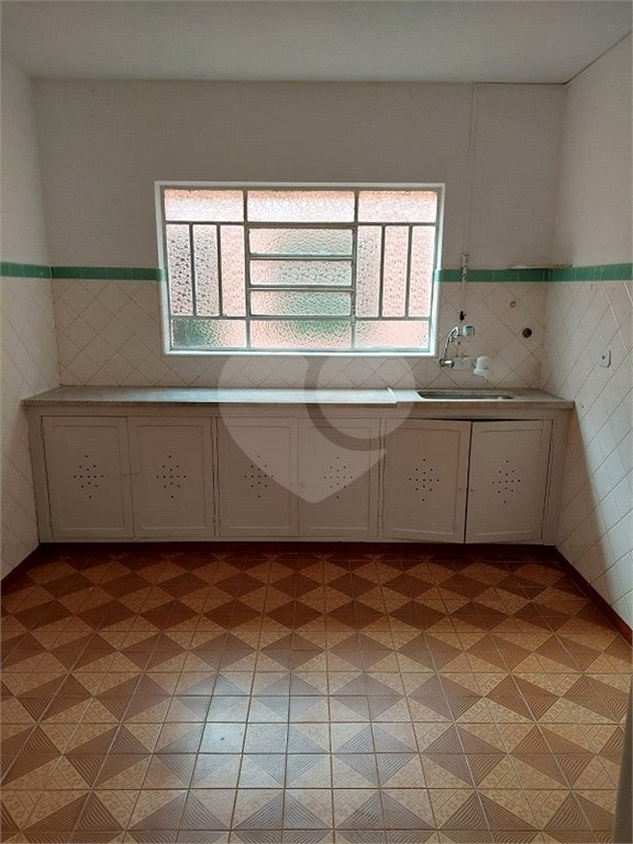 Sobrado à venda com 3 quartos em Vila Gumercindo, São Paulo, SP