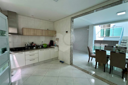 Casa à venda ou para alugar com 6 quartos, sendo 1 suíte, em Residencial/Comercial, Guarulhos, SP