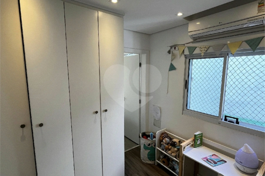 Casa à venda com 3 suítes no condomínio Barbará IV, São Paulo - SP