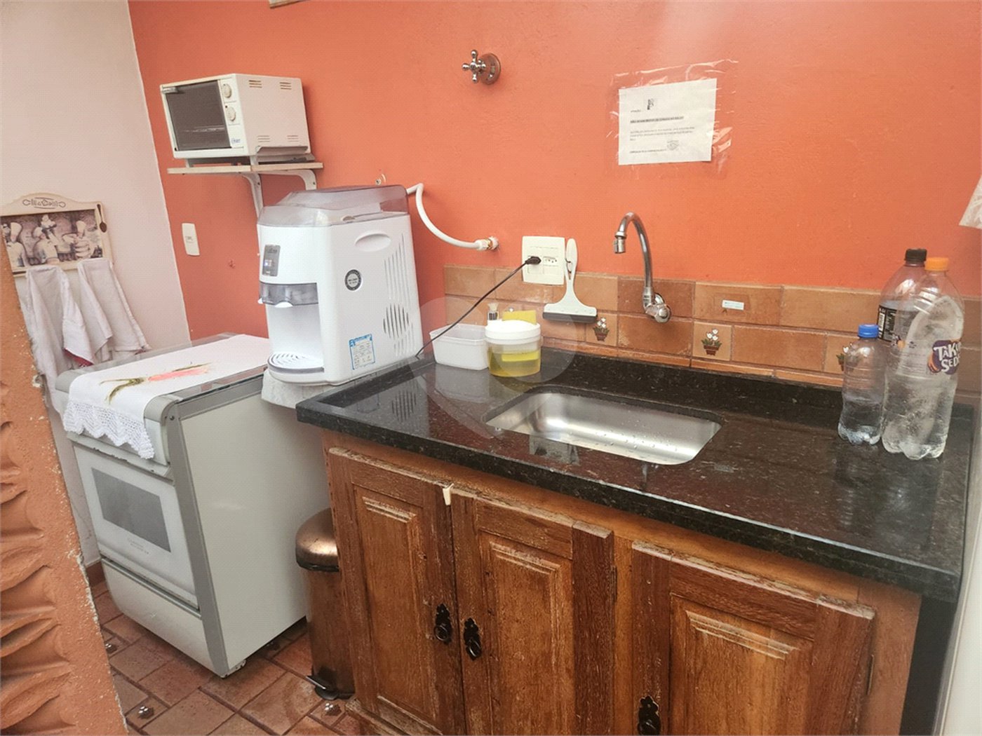 Sobrado à venda com 4 quartos, sendo 1 suíte, em Água Branca, São Paulo, SP
