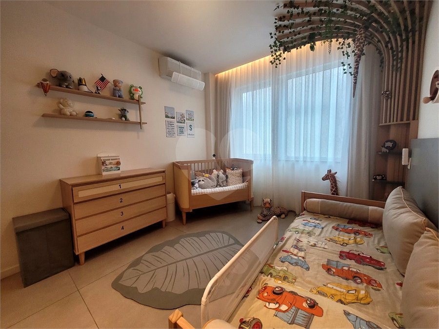Apartamento à venda com 4 quartos, sendo 1 suíte,  em Ipanema, Rio de Janeiro, RJ