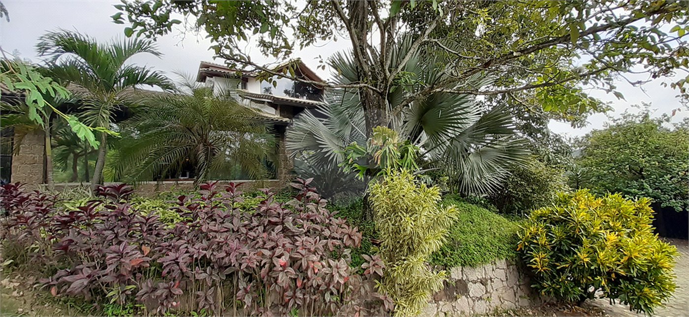 Casa à venda com 2 suítes em Campo Grande, Rio de Janeiro, RJ