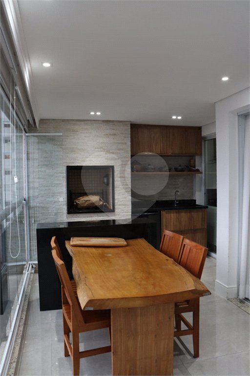 Apartamento à venda com 4 quartos, sendo 3 suítes,  em Parque Reboucas, São Paulo, SP