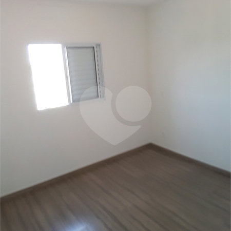 Apartamento com 2 dormitórios.