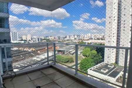 Apartamento para alugar com 2 quartos, sendo 1 suíte, em Vila Anastácio, São Paulo, SP