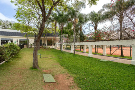 Apartamento à venda com 4 quartos, sendo 3 suítes, em Alto da Boa Vista, São Paulo, SP