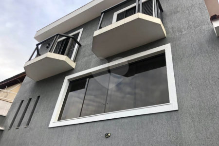 Sobrado à venda com 3 quartos, sendo 1 suíte, em Vila Mariza Mazzei, São Paulo, SP