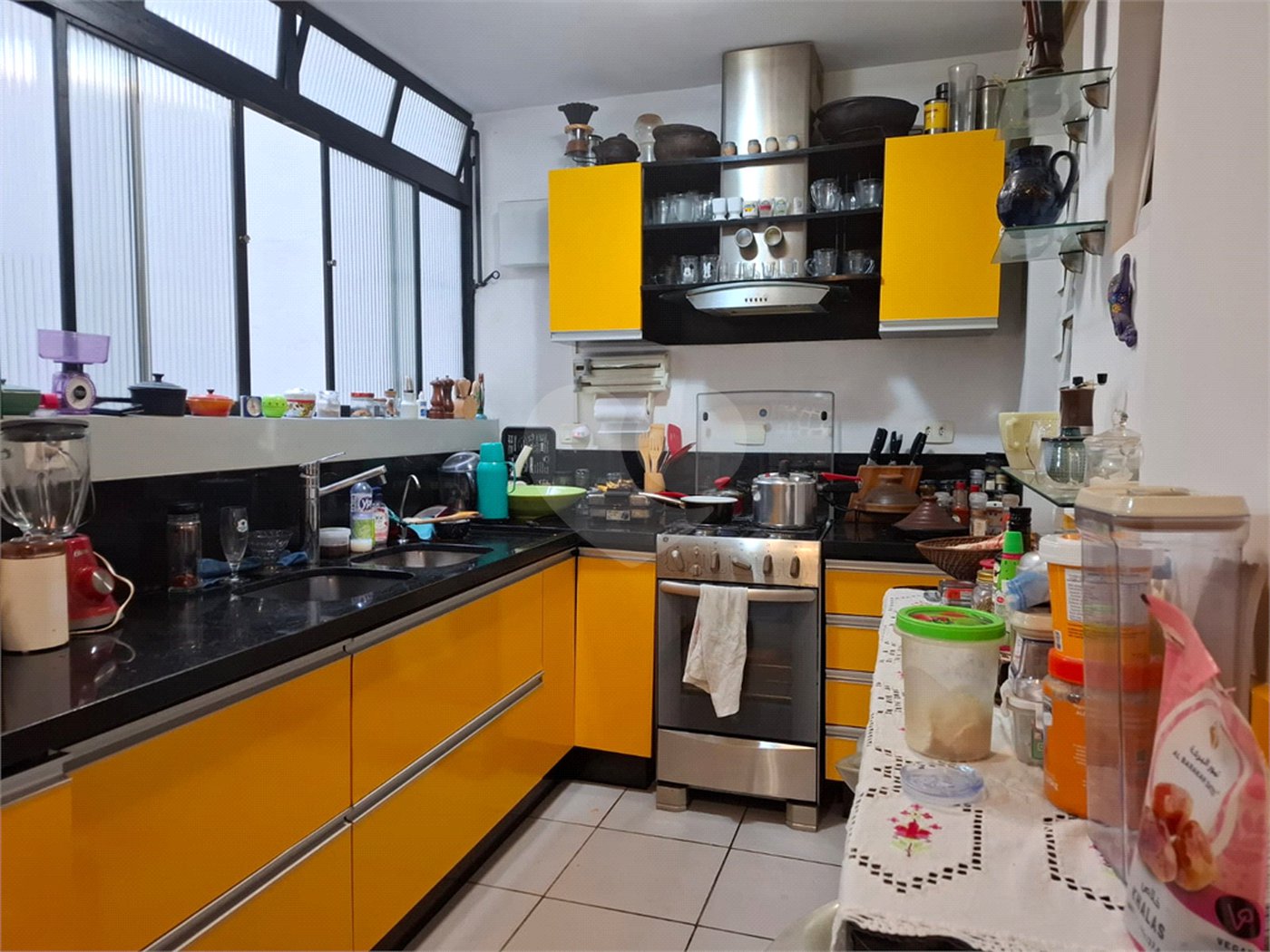 Apartamento à venda com 2 quartos, sendo 1 suíte,  em Pinheiros, São Paulo, SP