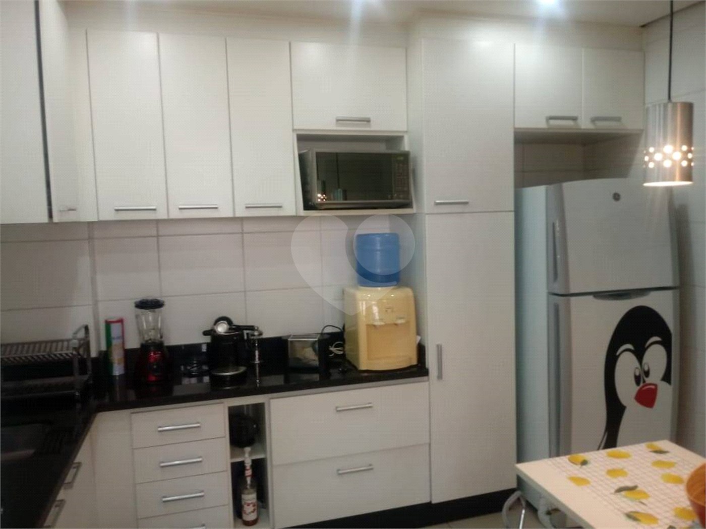 Apartamento à venda com 3 quartos, sendo 1 suíte, no Centro, Poá, SP