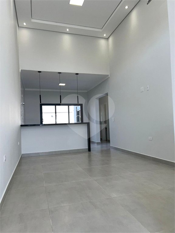 Casa à venda com 3 quartos, sendo 1 suíte,  no condomínio Villagio Ipanema I, Sorocaba - SP