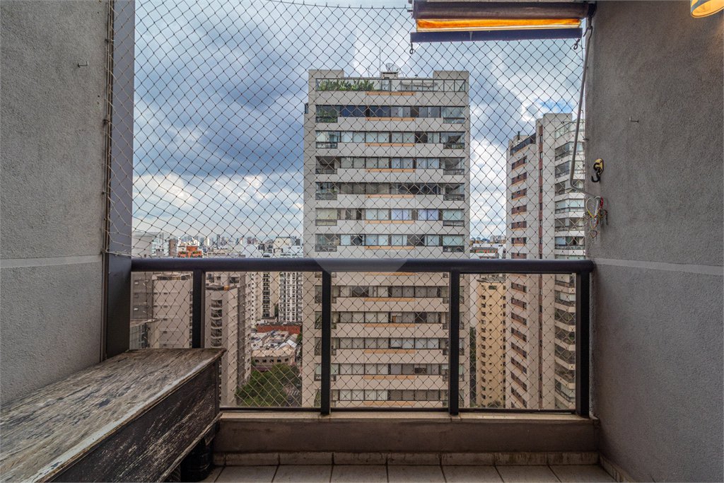 Apartamento à venda com 2 suítes em Moema, São Paulo, SP