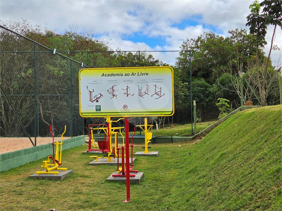 Casa à venda com 3 suítes no condomínio Jardim Solar do Bosque, Sorocaba - SP