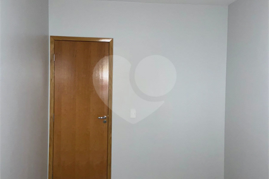 Casa à venda com 2 quartos em Vila Guilherme, São Paulo, SP