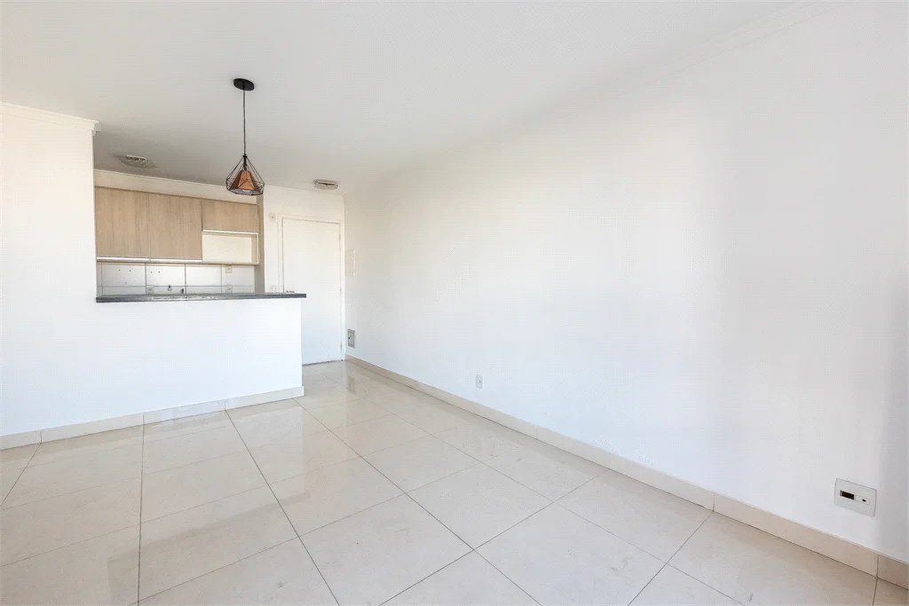 Apartamento à venda com 3 quartos, sendo 1 suíte,  em Jardim Parque Morumbi, São Paulo, SP