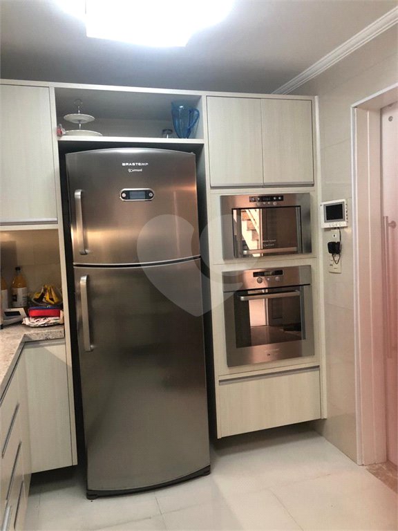 Sobrado à venda com 3 quartos, sendo 2 suítes,  em Vila Nivi, São Paulo, SP