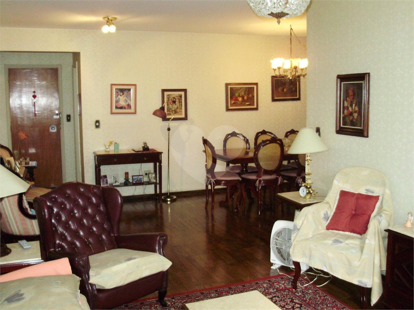 Apartamento à venda com 3 quartos, sendo 1 suíte, em Jardim Paulista, São Paulo, SP