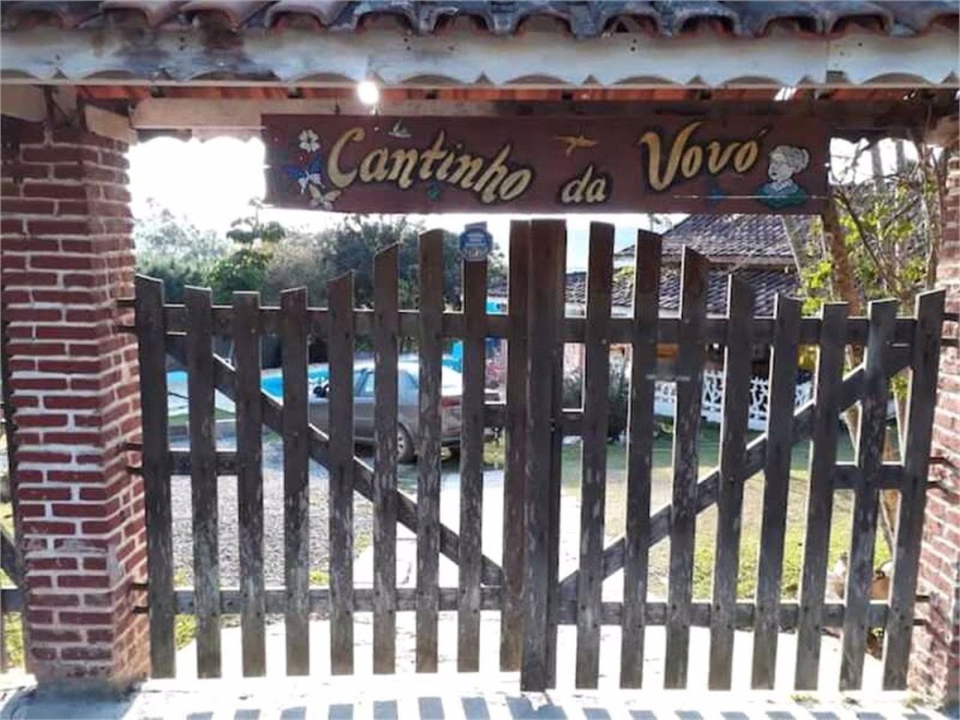 Casa com 3 dormitórios à venda, 276 m² por R$ 700.000,00 - Vitória Régia - Atibaia/SP
