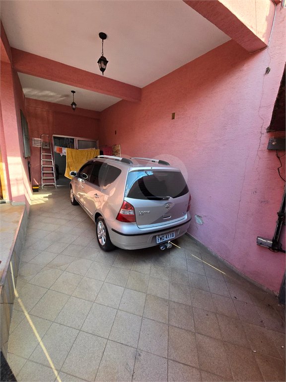 Sobrado à venda com 5 quartos, sendo 1 suíte, em Vila Bonilha, São Paulo, SP