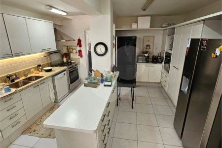 Casa à venda com 3 quartos, sendo 2 suítes,  no condomínio La Vilette, São Paulo - SP