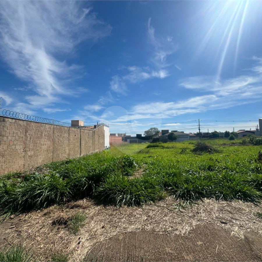Terreno de 250m2, no Bairro Jardim Embaré, em São Carlos.