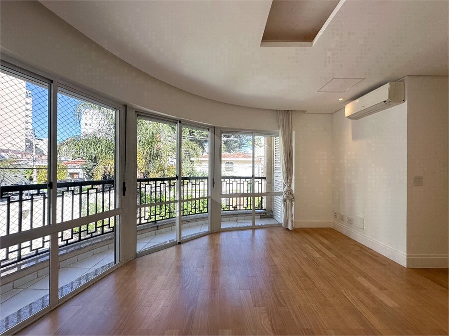 Casa à venda com 4 suítes no condomínio Quadra Real Campo Belo, São Paulo - SP