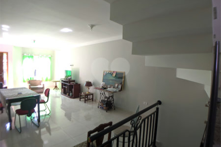 Sobrado à venda com 3 quartos, sendo 1 suíte, em Vila Mazzei, São Paulo, SP