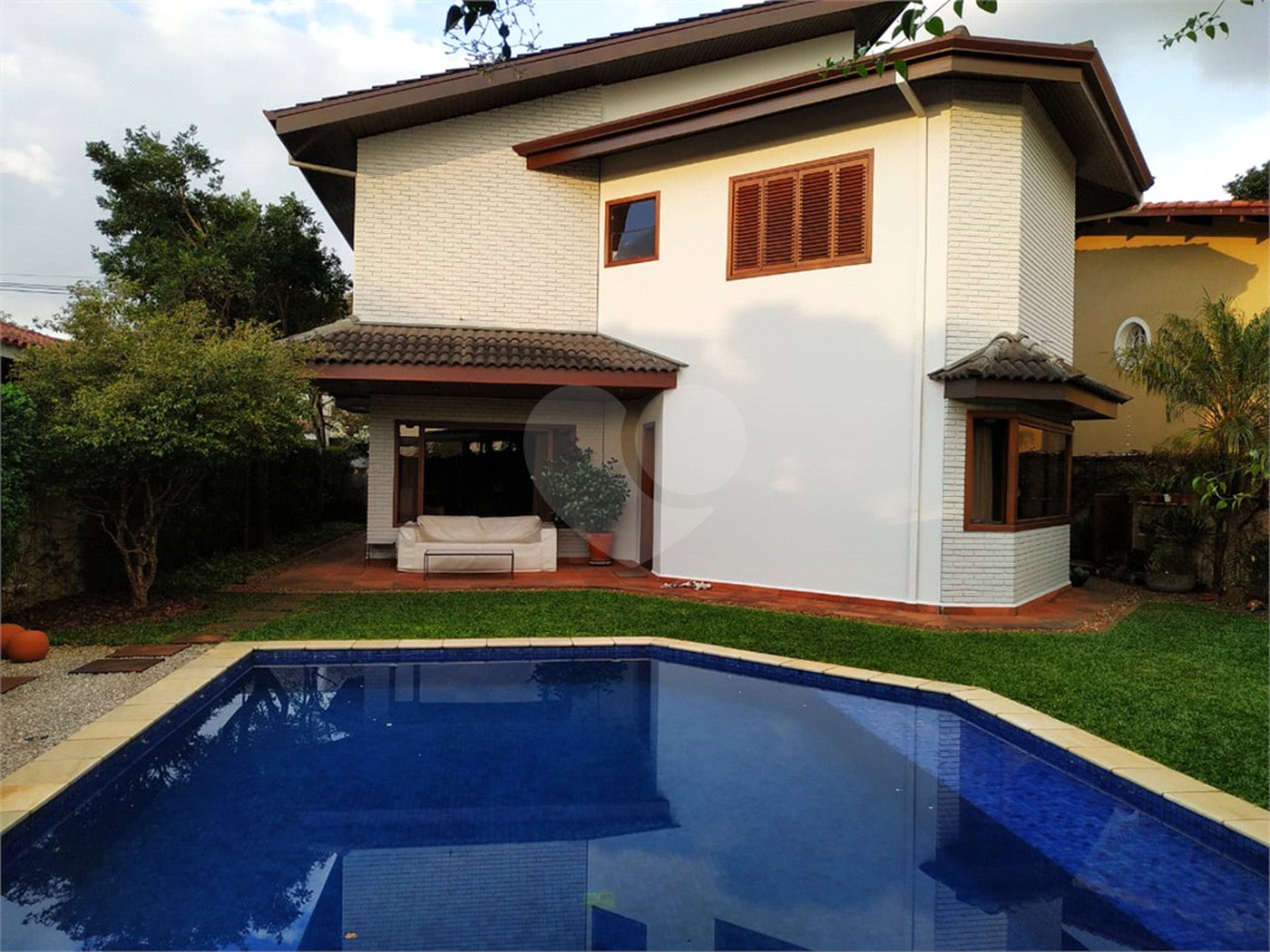 Casa à venda com 3 suítes em Interlagos, São Paulo, SP