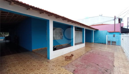 Casa à venda com 6 quartos em Vila Alves, Itapetininga, SP