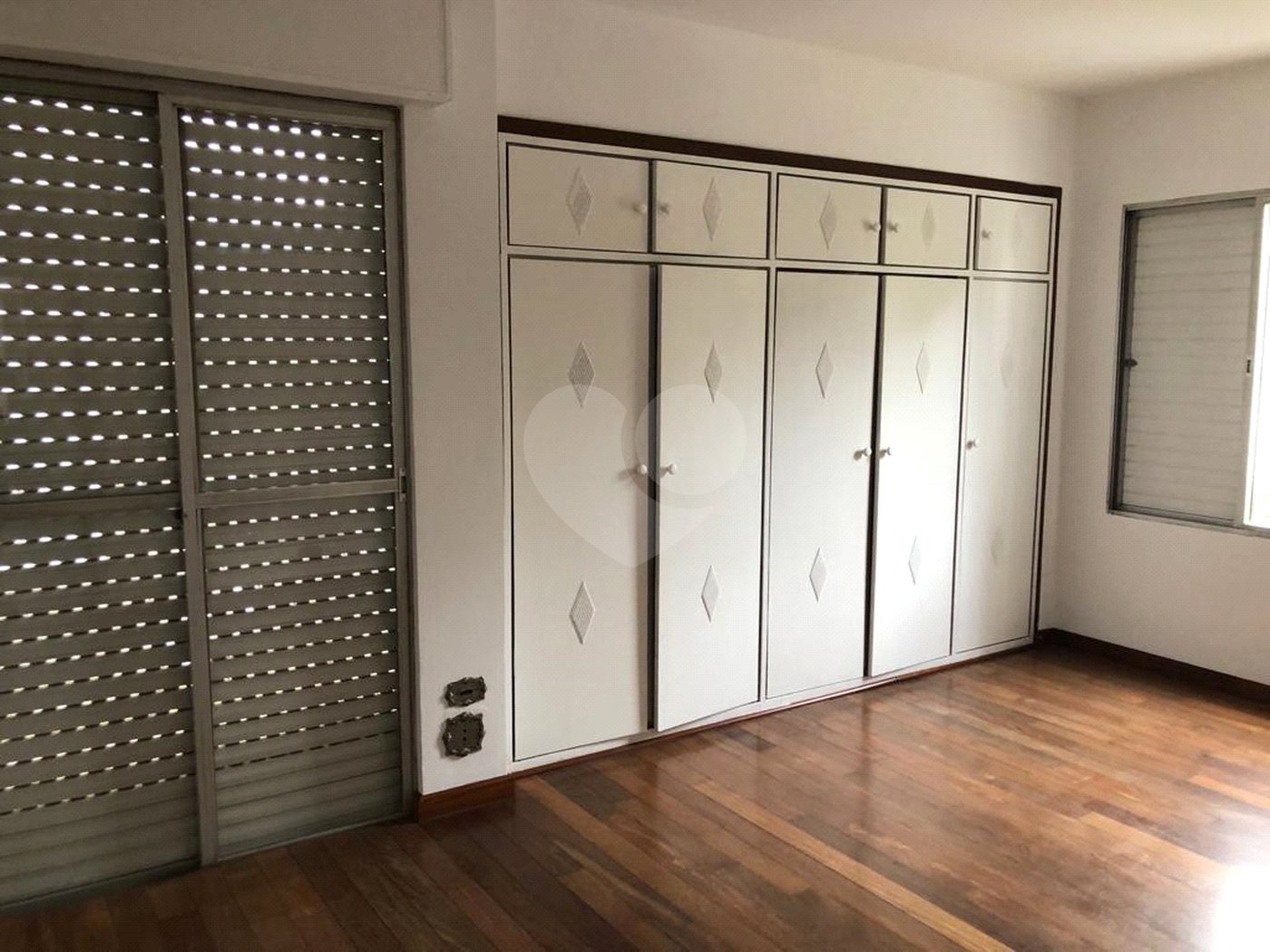 Apartamento à venda com 3 quartos, sendo 1 suíte, em Vila Andrade, São Paulo, SP