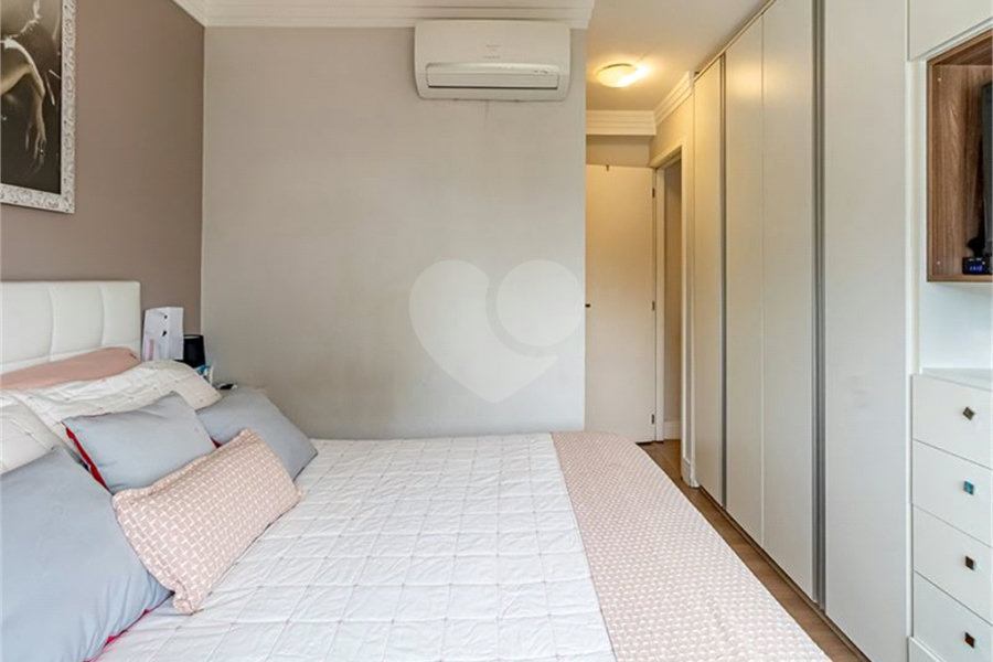 Apartamento à venda com 3 quartos, sendo 1 suíte, em Barra Funda, São Paulo, SP