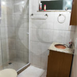 Casa à venda com 5 quartos, sendo 3 suítes, no condomínio Village Texeira Campos, Rio de Janeiro - RJ