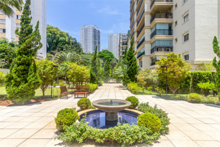 Apartamento à venda com 4 suítes em Santo Amaro, São Paulo, SP