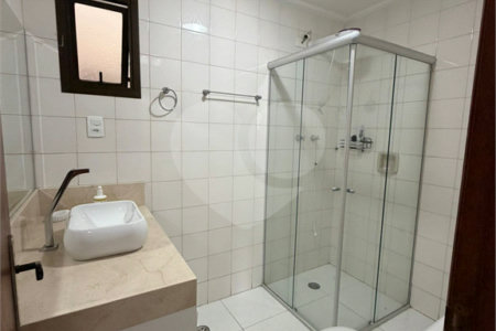 Apartamento à venda com 3 quartos, sendo 1 suíte, no Centro, Suzano, SP