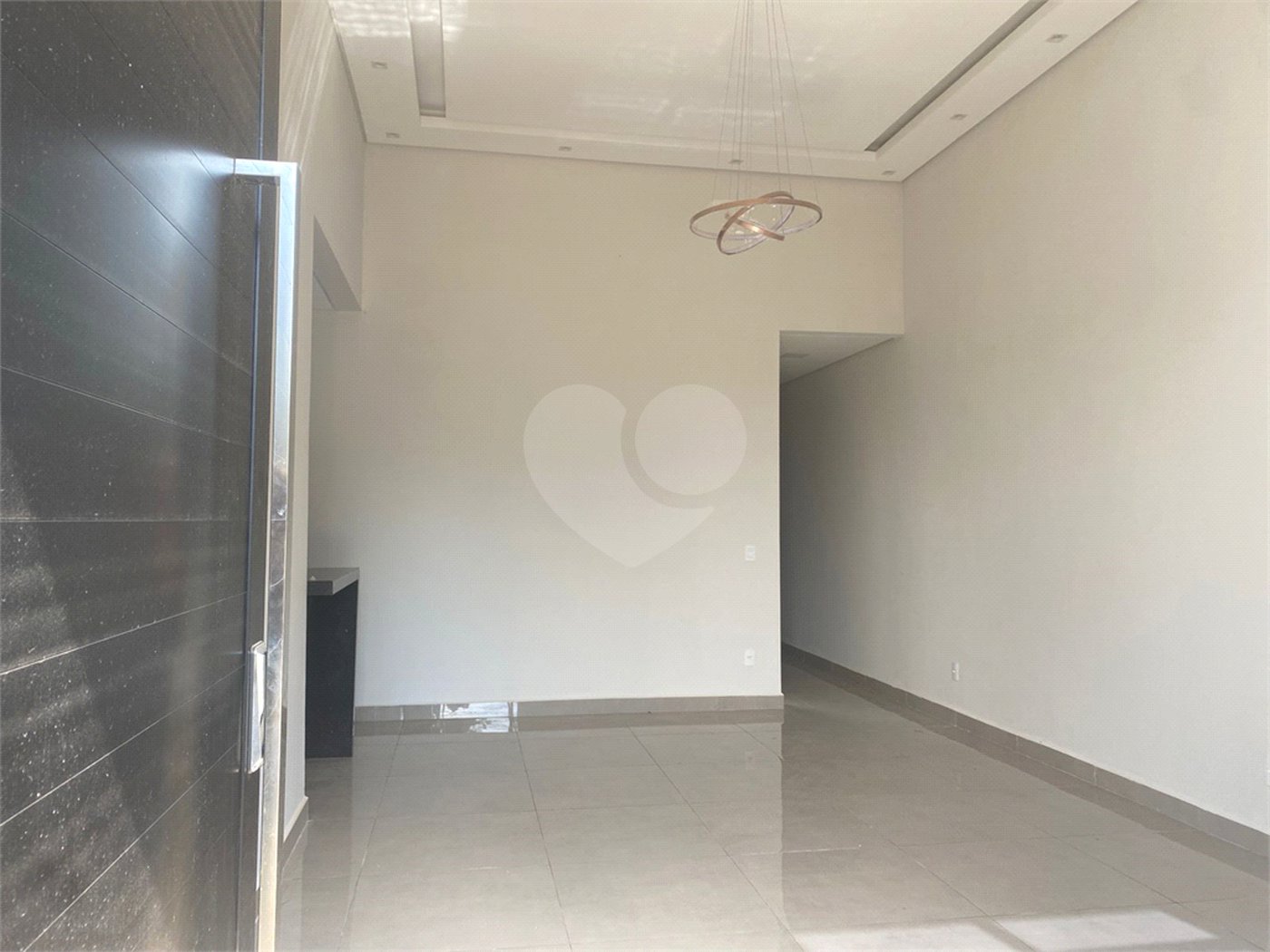 Casa à venda com 3 suítes no condomínio Condomíno Helena Maria, Sorocaba - SP
