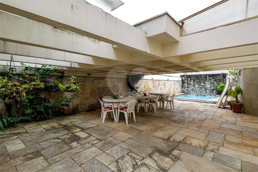 Casa de Vila para alugar com 4 quartos, sendo 1 suíte, em Granja Julieta, São Paulo, SP