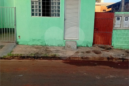 Casa à venda com 10 quartos no Centro, Ponta Porã, MS