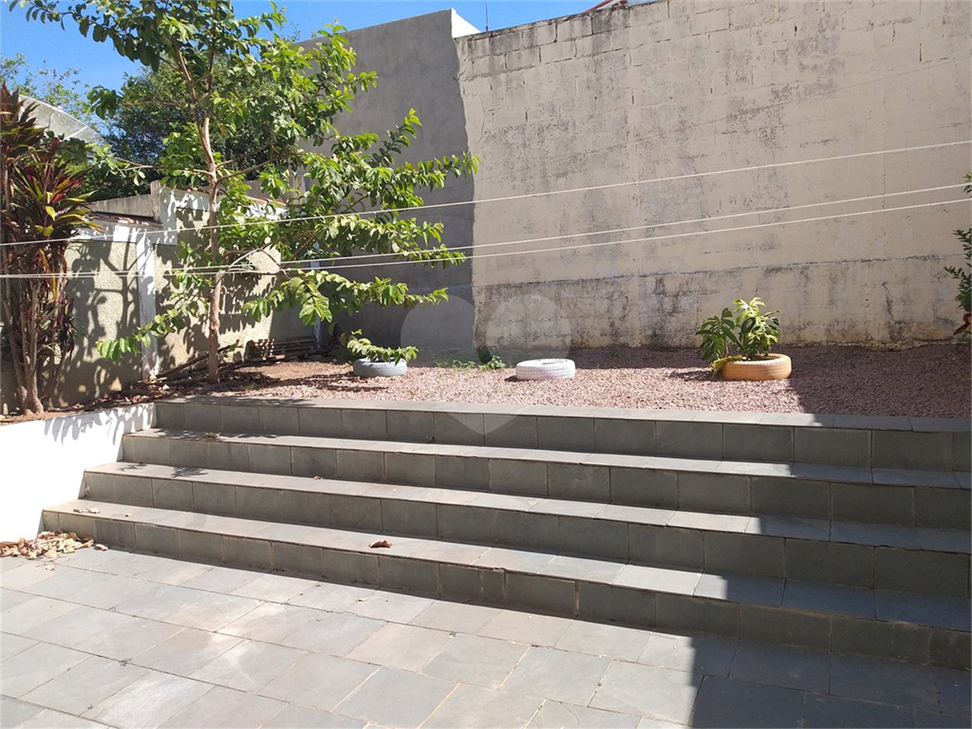 Casa à venda com 3 quartos, sendo 1 suíte,  em Santa Rosa, Vinhedo, SP
