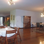 Casa à venda com 5 quartos, sendo 4 suítes, em Alto da Boa Vista, São Paulo, SP