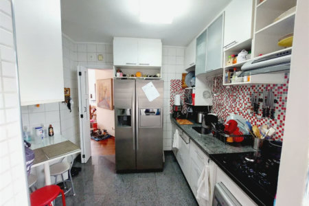 Apartamento à venda com 3 quartos, sendo 1 suíte, em Alto da Lapa, São Paulo, SP