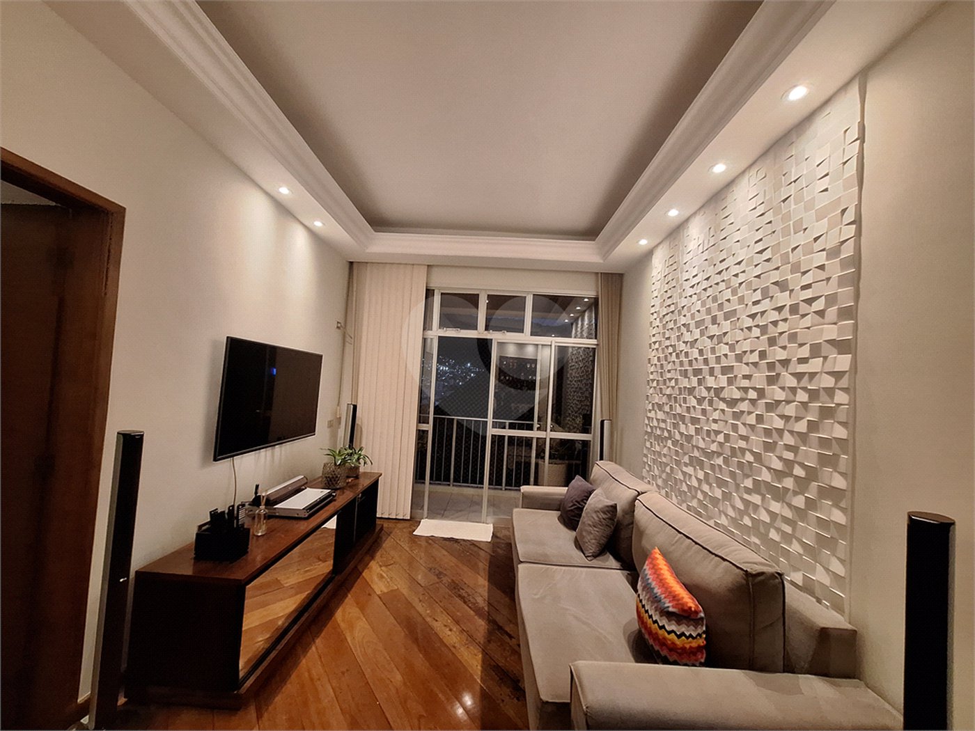 Apartamento à venda com 3 quartos, sendo 1 suíte, em Maracanã, Rio de Janeiro, RJ