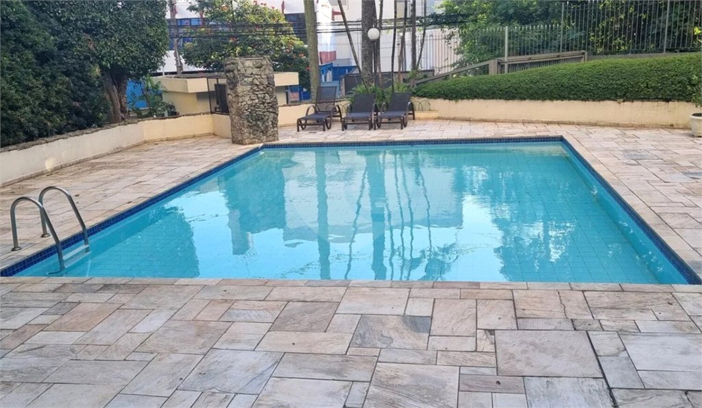 Apartamento à venda com 2 quartos em Parque Assunção, Taboão da Serra, SP