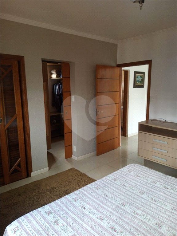 Casa à venda com 3 quartos em Sítio São José, Suzano, SP