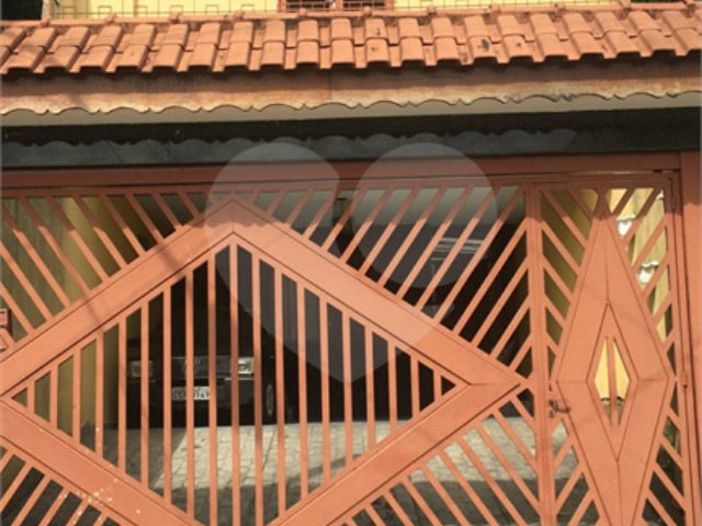 Sobrado à venda com 3 quartos, sendo 1 suíte,  em Tremembé, São Paulo, SP