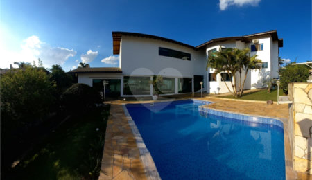 Casa à venda com 4 quartos, sendo 1 suíte,  no condomínio Vale do Itamaracá, Valinhos - SP